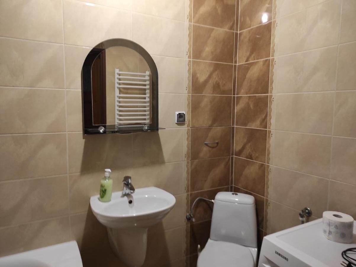 Apartament Strozowska Apartment Sanok Ngoại thất bức ảnh